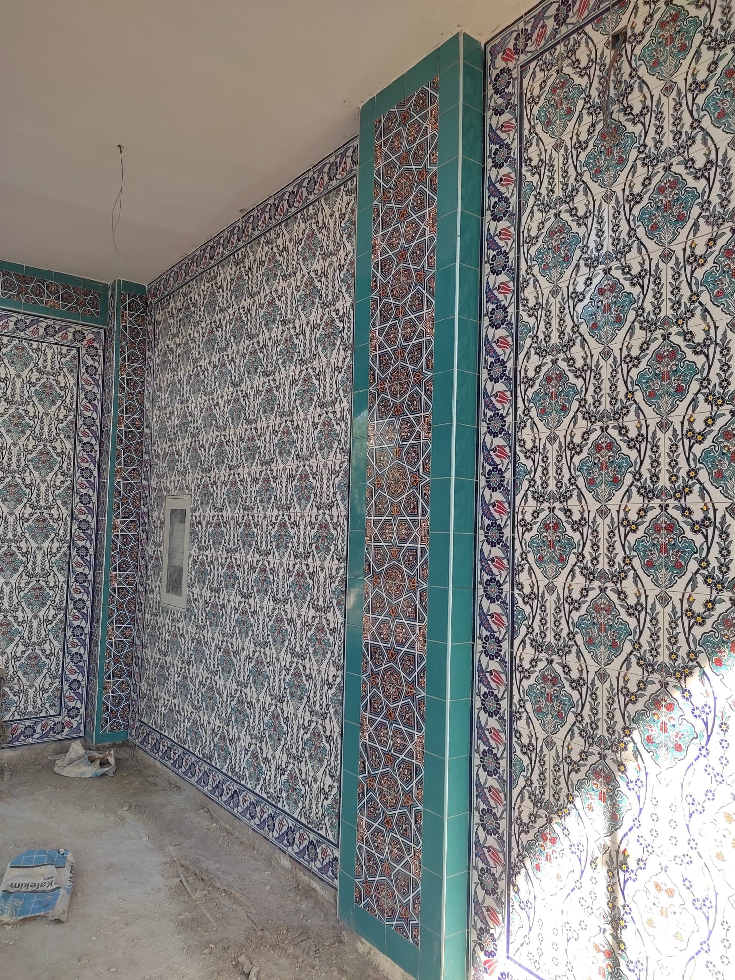 Cami Çini Duvar Kaplama