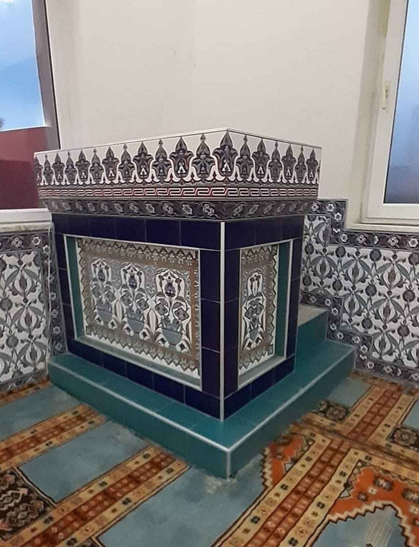 Vaaz Kürsüsü -24, Cami kürsü çini modelleri, Kütahya çini dekor,