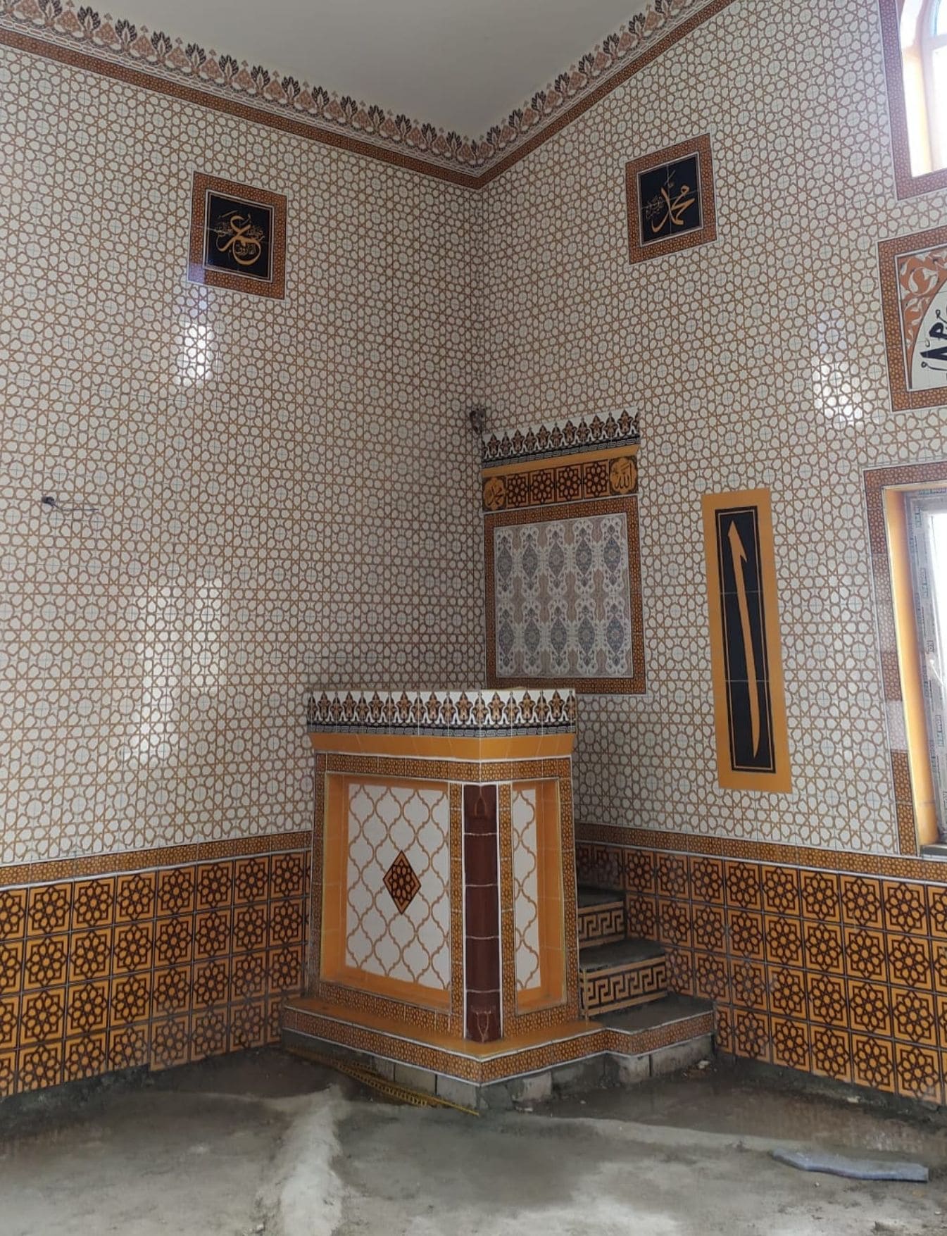 Vaaz Kürsüsü -07, Cami kürsüleri, Kütahya Çini Dekor, 