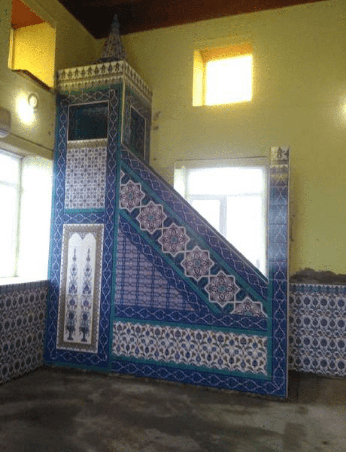 Minber -65, Cami Minberi Mavi Çini Desenli, Kütahya Çini Dekor,