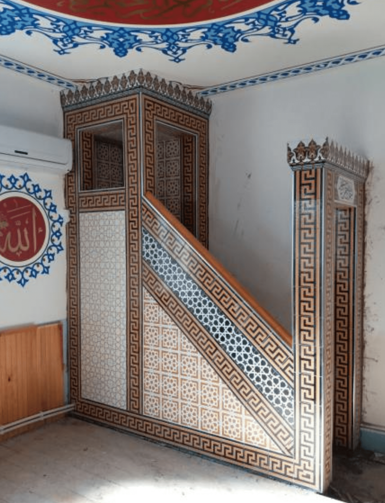 Minber -07, Mescit Minberi, Hazır Minber, Çini Minber Fiyatları, Cami Minber Modelleri Fiyatları, Kütahya Çini Dekor,